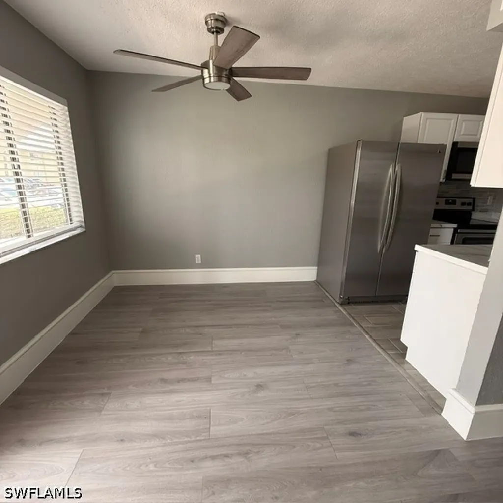 4617 Bayshore Drive Naples FL 34112