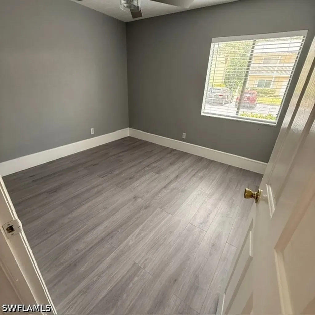 4617 Bayshore Drive Naples FL 34112