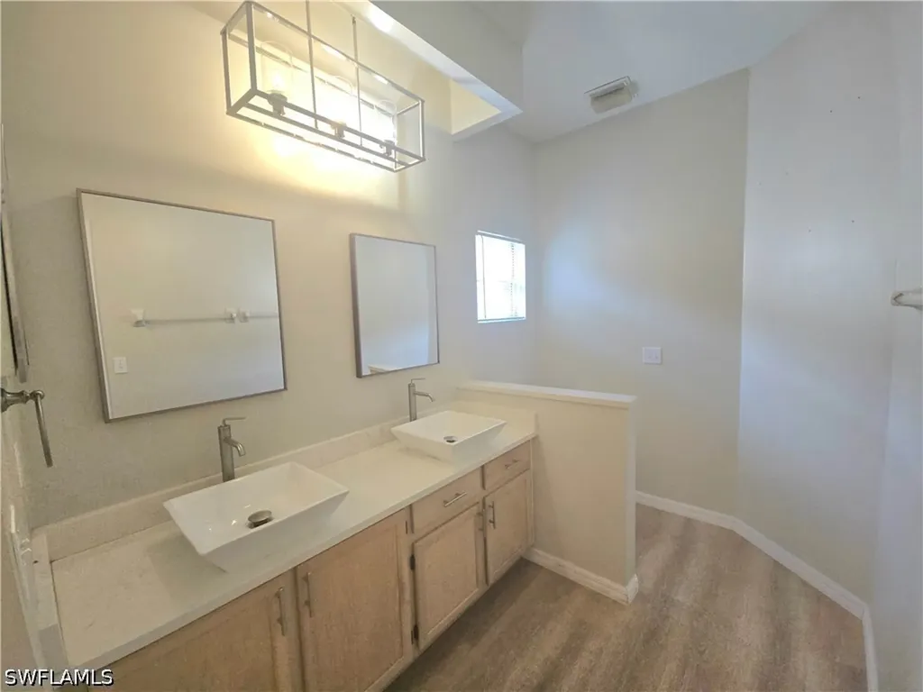 Naples FL 34104