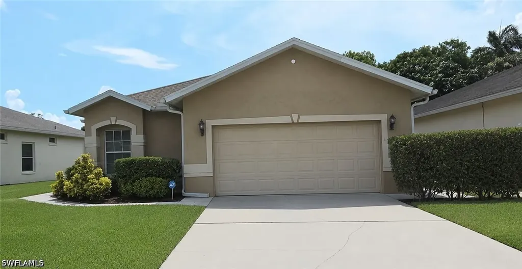 Naples FL 34104