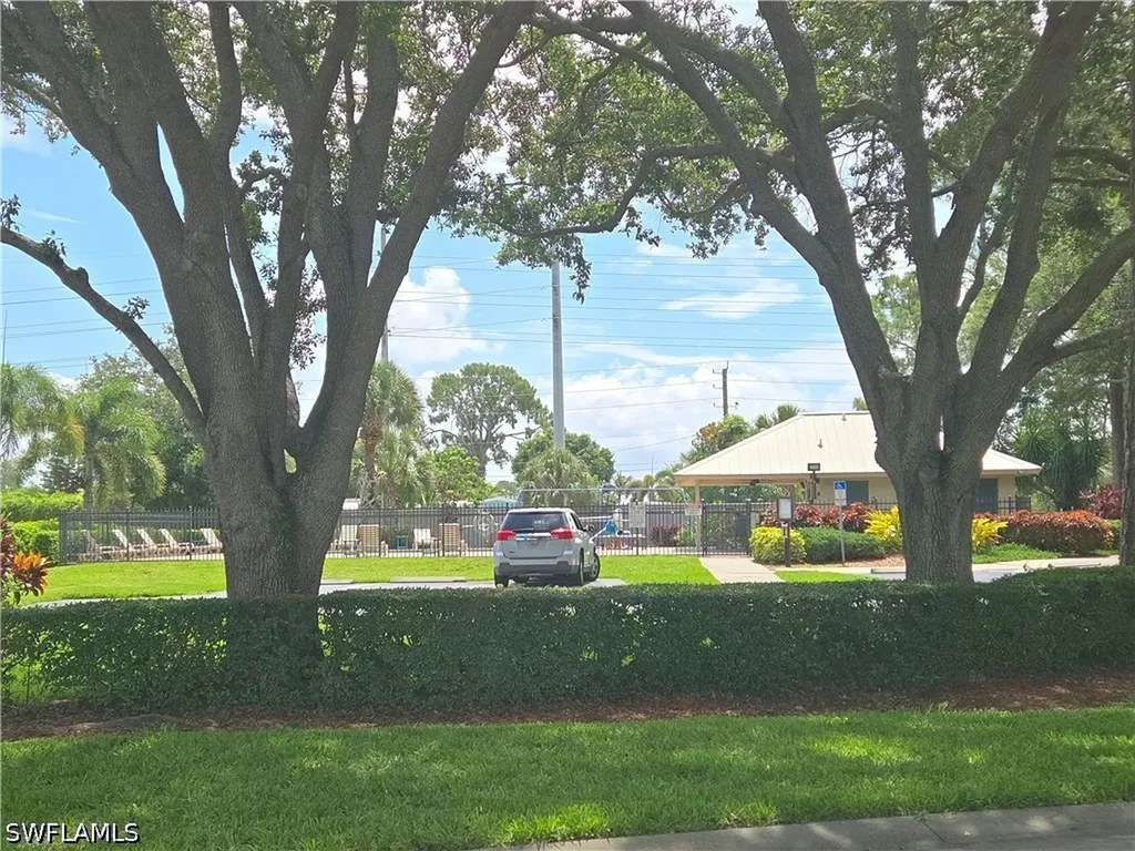 Naples FL 34104