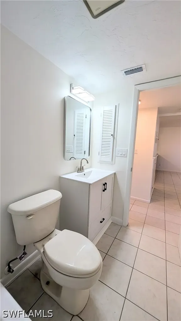 815 Victoria Drive Cape Coral FL 33904