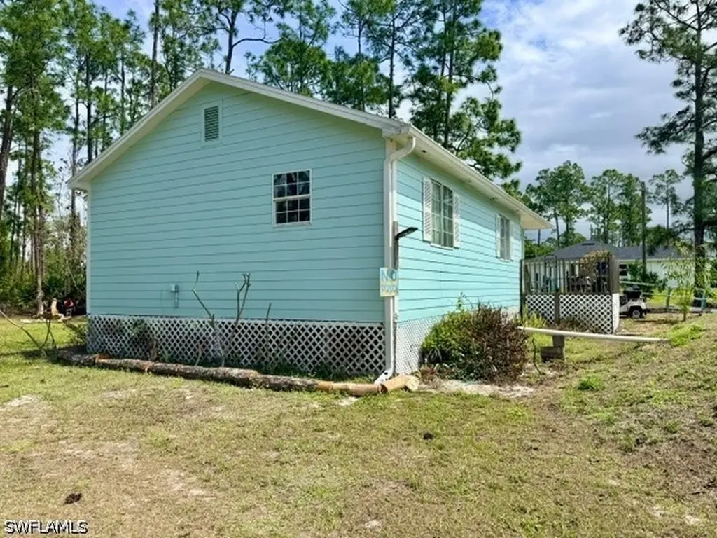 3507 E 9th Street Lehigh Acres FL 33972
