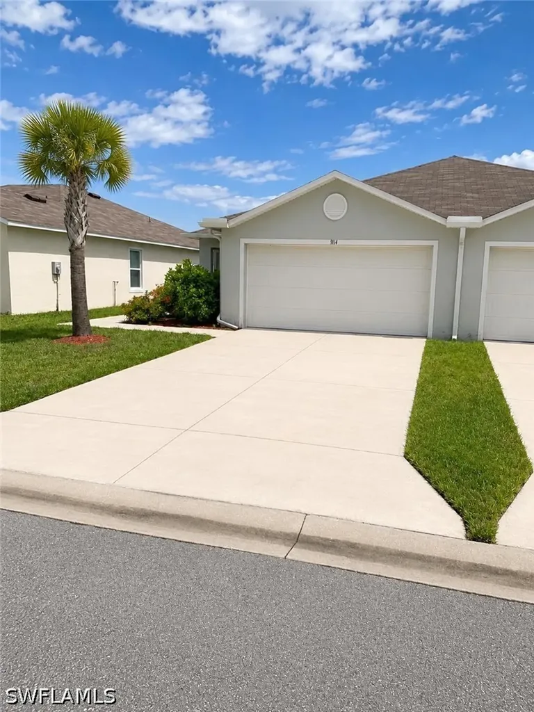 9114 Aegean Circle Lehigh Acres FL 33936