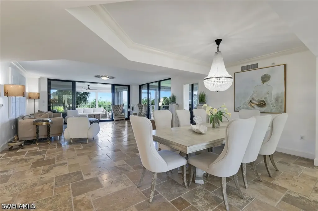 6597 Nicholas Boulevard Naples FL 34108