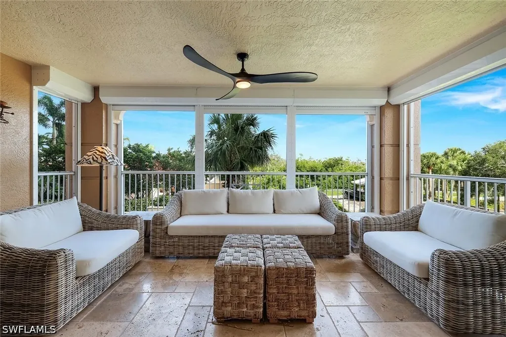 6597 Nicholas Boulevard Naples FL 34108