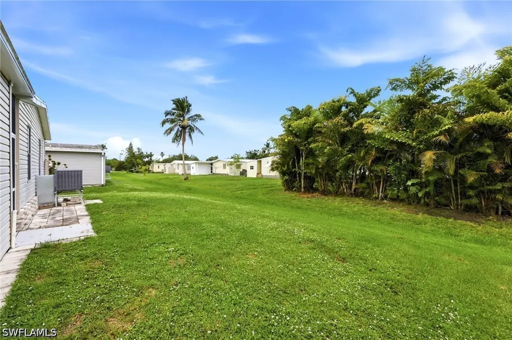 1759 Beverly Drive Naples FL 34114