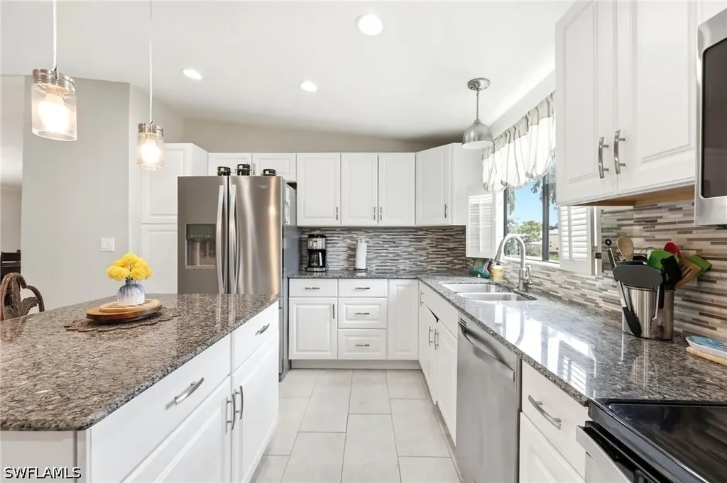 1759 Beverly Drive Naples FL 34114
