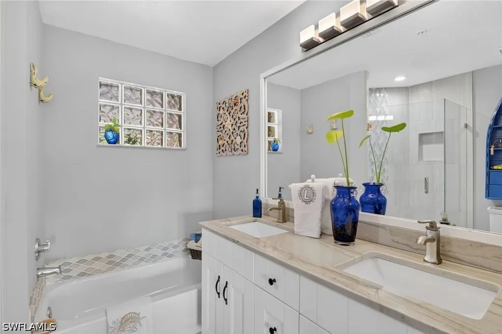 6528 Huntington Lakes Circle Naples FL 34119
