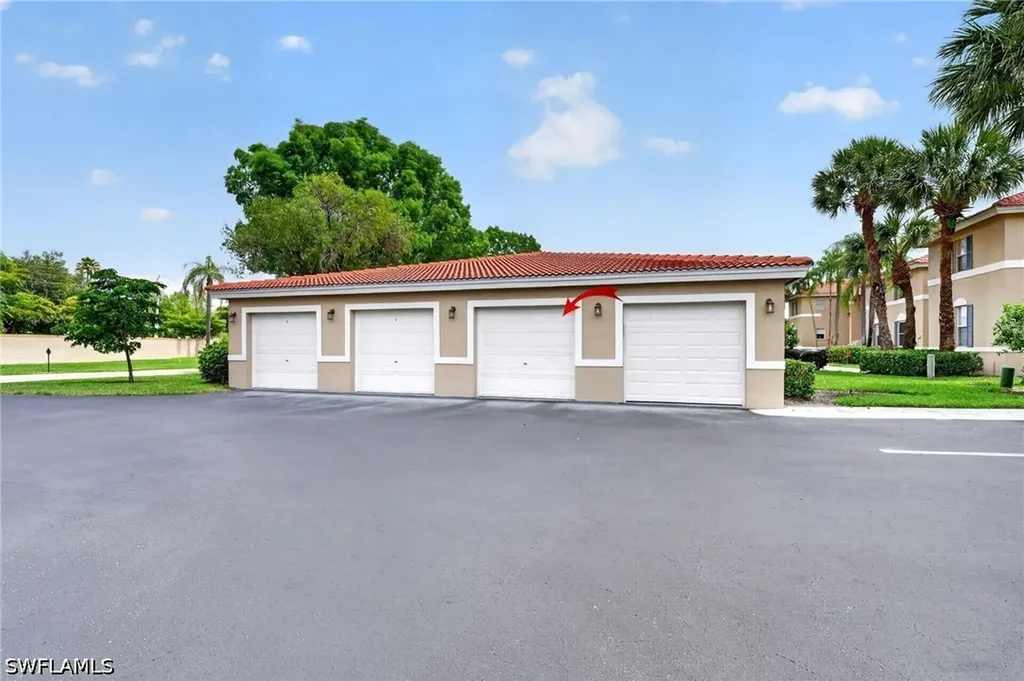 6528 Huntington Lakes Circle Naples FL 34119