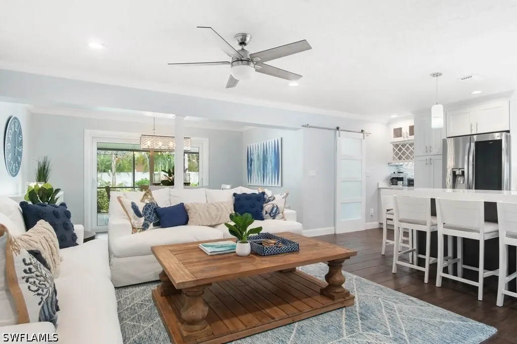 744 94th Avenue N Naples FL 34108