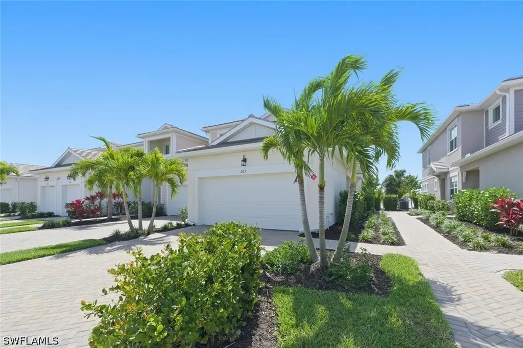 4551 Arboretum Circle Naples FL 34112