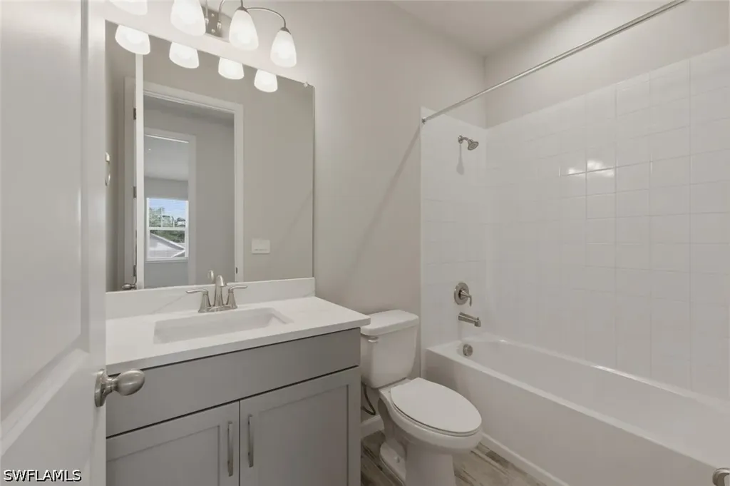 4551 Arboretum Circle Naples FL 34112
