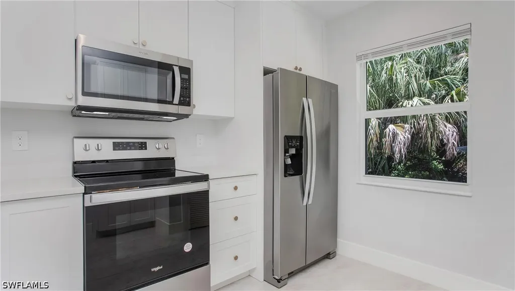 27302 Dortch Avenue Bonita Springs FL 34135