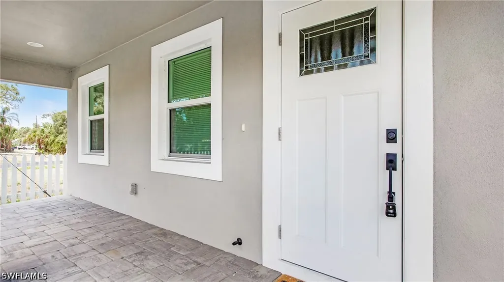 27302 Dortch Avenue Bonita Springs FL 34135