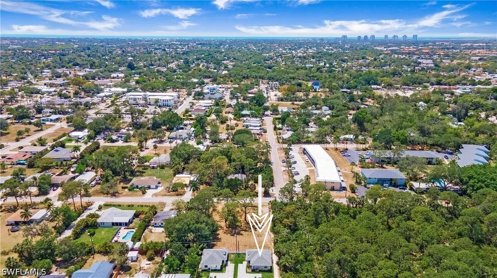 27302 Dortch Avenue Bonita Springs FL 34135