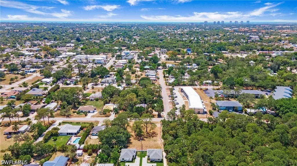 27302 Dortch Avenue Bonita Springs FL 34135