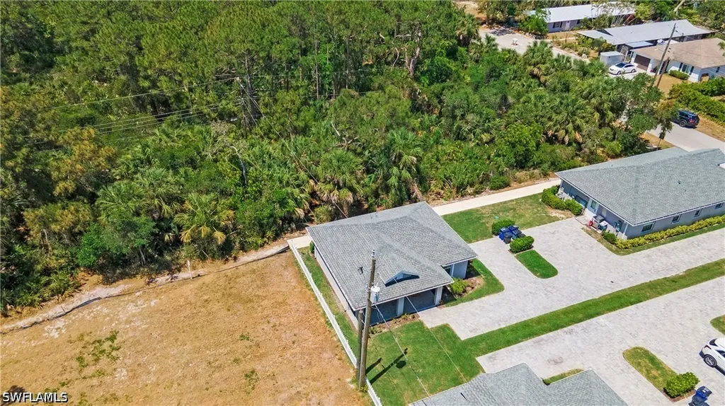 27302 Dortch Avenue Bonita Springs FL 34135