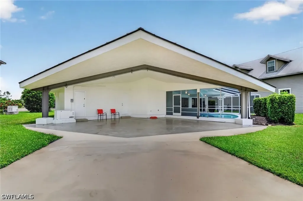 3940 Skyway Drive Naples FL 34112