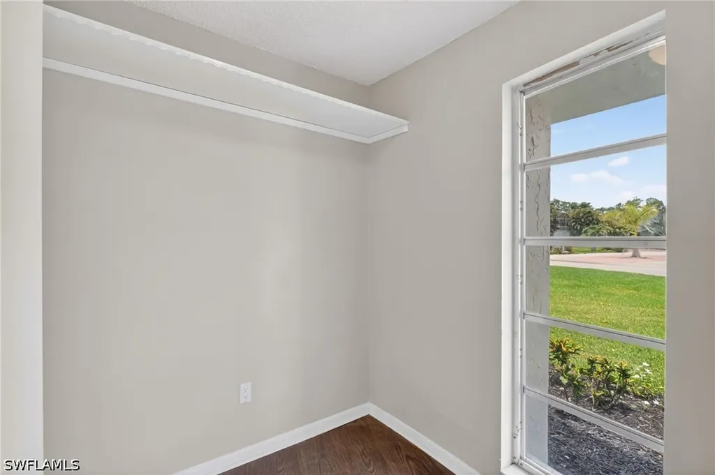 3940 Skyway Drive Naples FL 34112