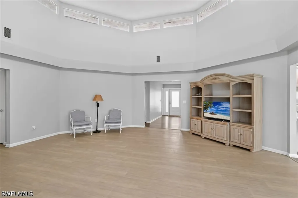 3940 Skyway Drive Naples FL 34112