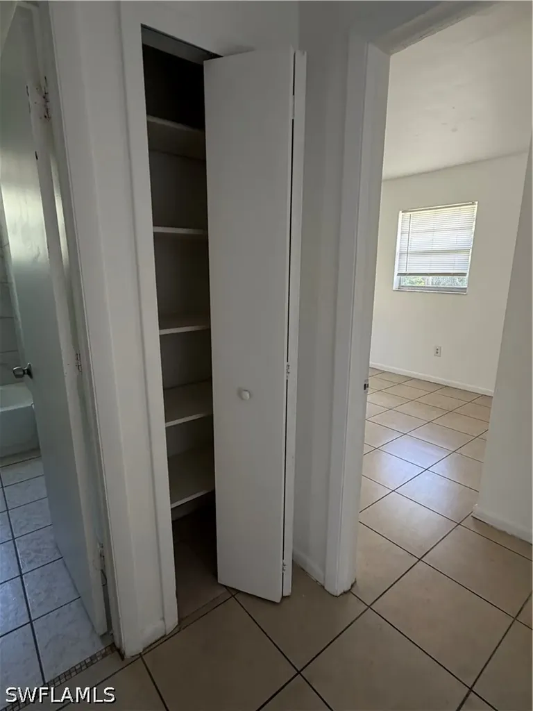709 SE 46th Terrace Cape Coral FL 33904