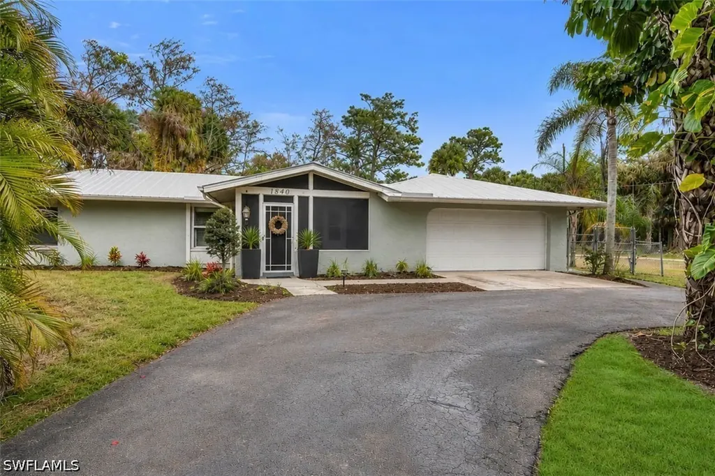 1840 23rd Street SW Naples FL 34117