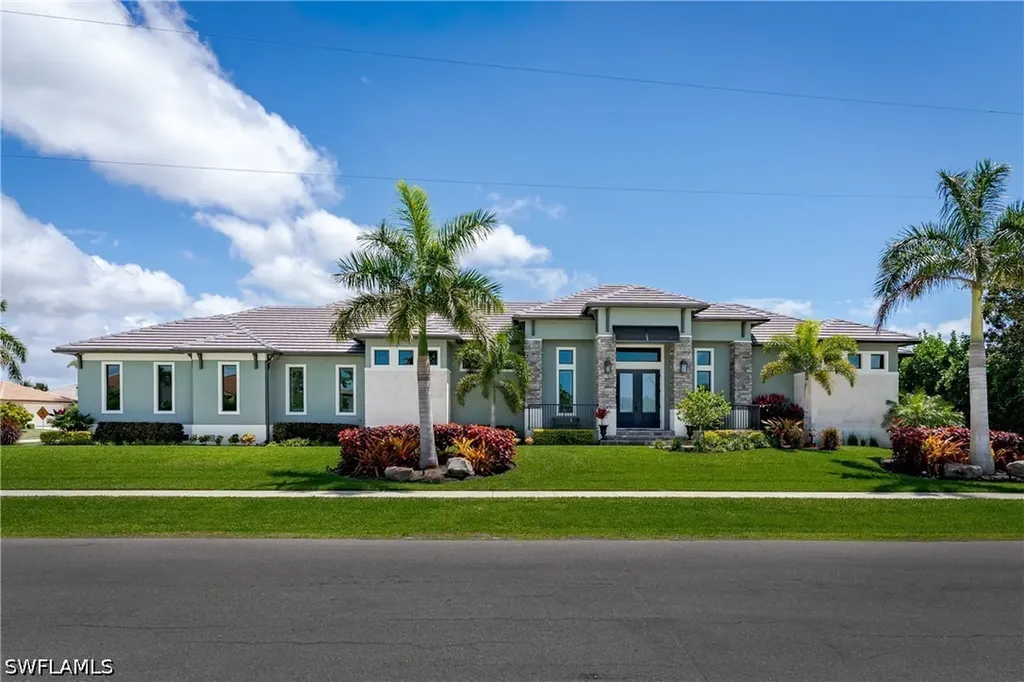 1517 Buccaneer Court Marco Island FL 34145