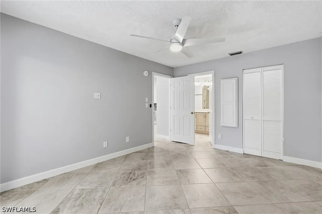 1706 Kings Lake Boulevard Naples FL 34112
