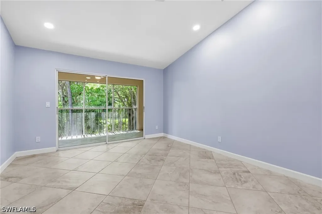 1706 Kings Lake Boulevard Naples FL 34112