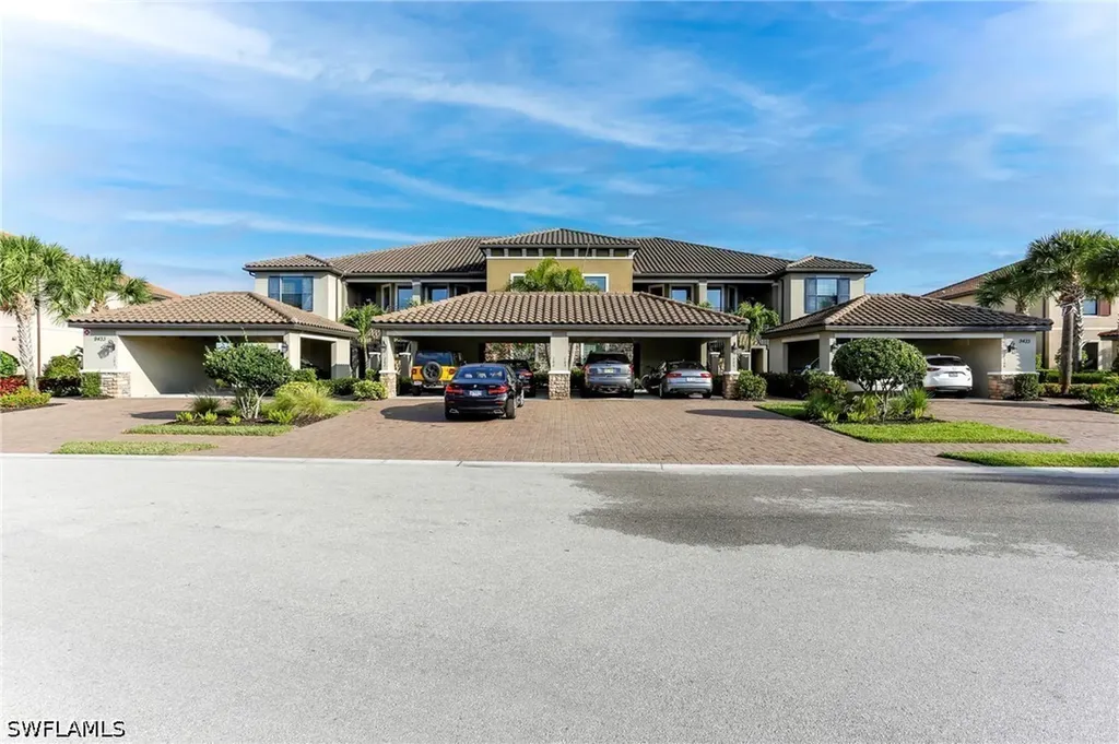 9433 Benvenuto Court Naples FL 34119