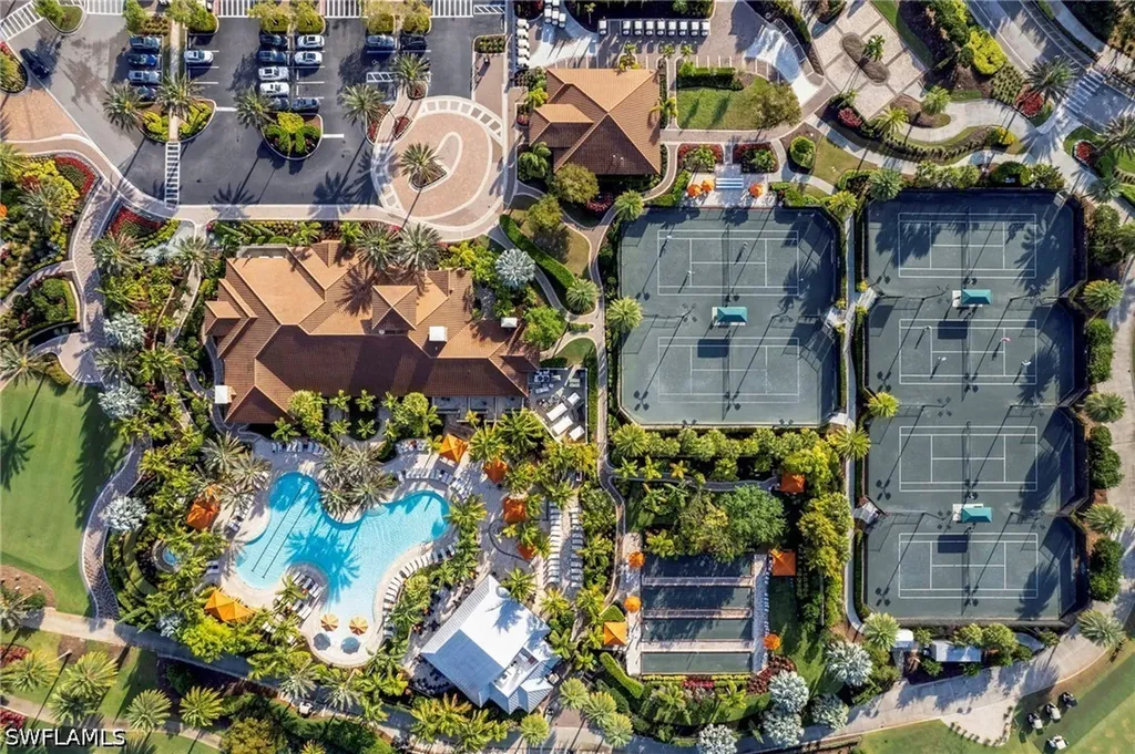 9433 Benvenuto Court Naples FL 34119