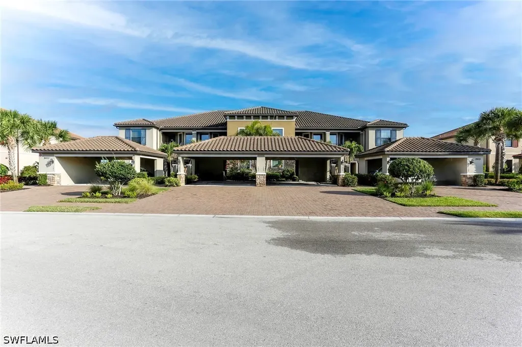 9433 Benvenuto Court Naples FL 34119