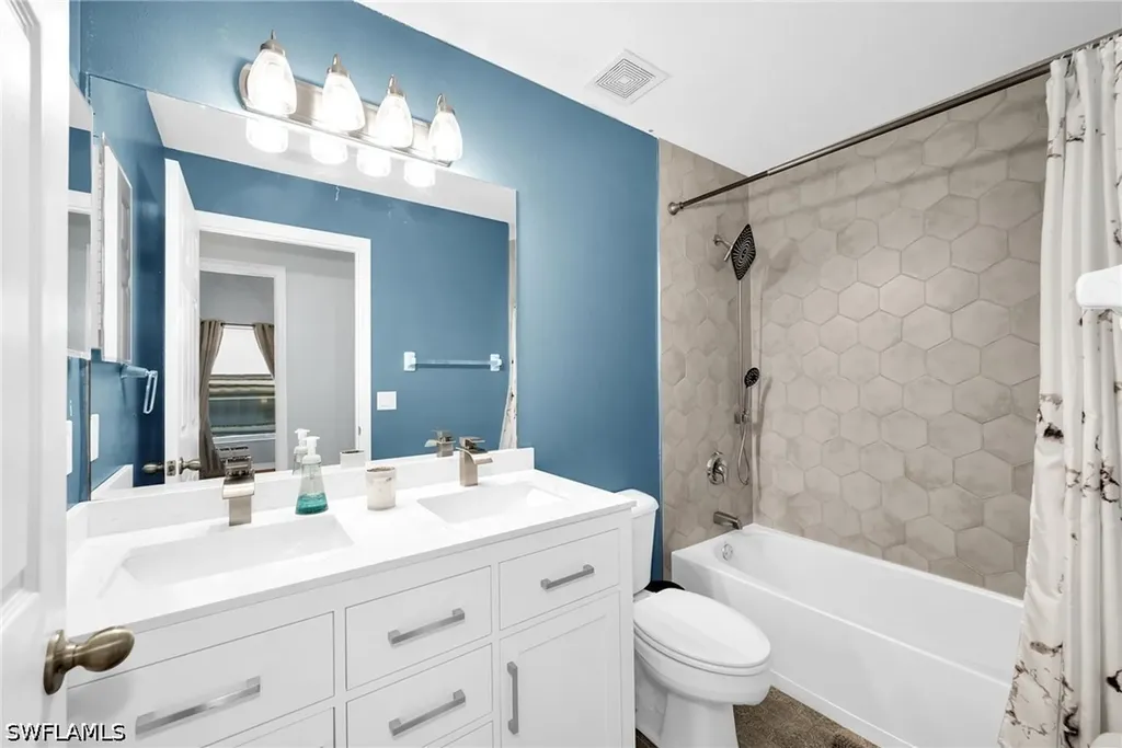 2835 Orange Grove Trail Naples FL 34120