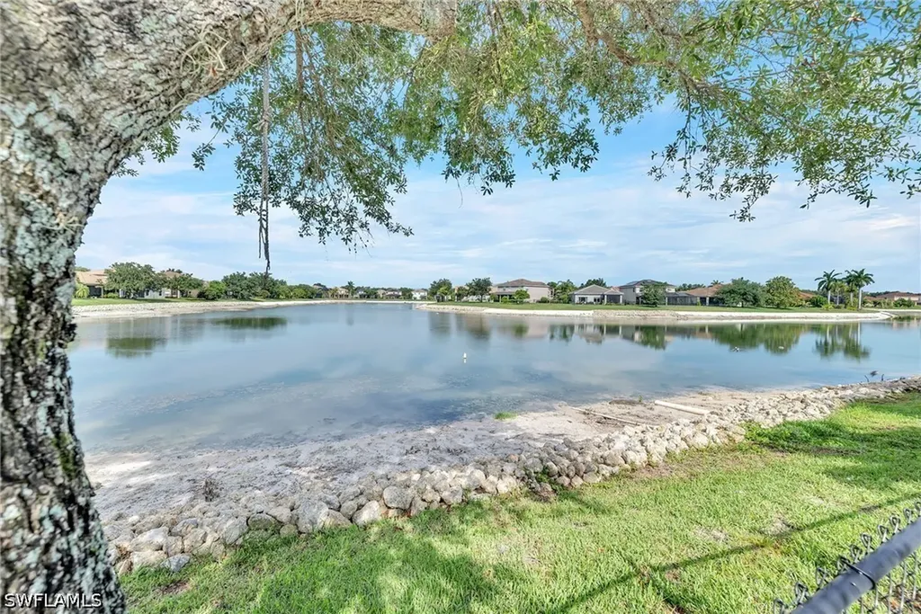2835 Orange Grove Trail Naples FL 34120