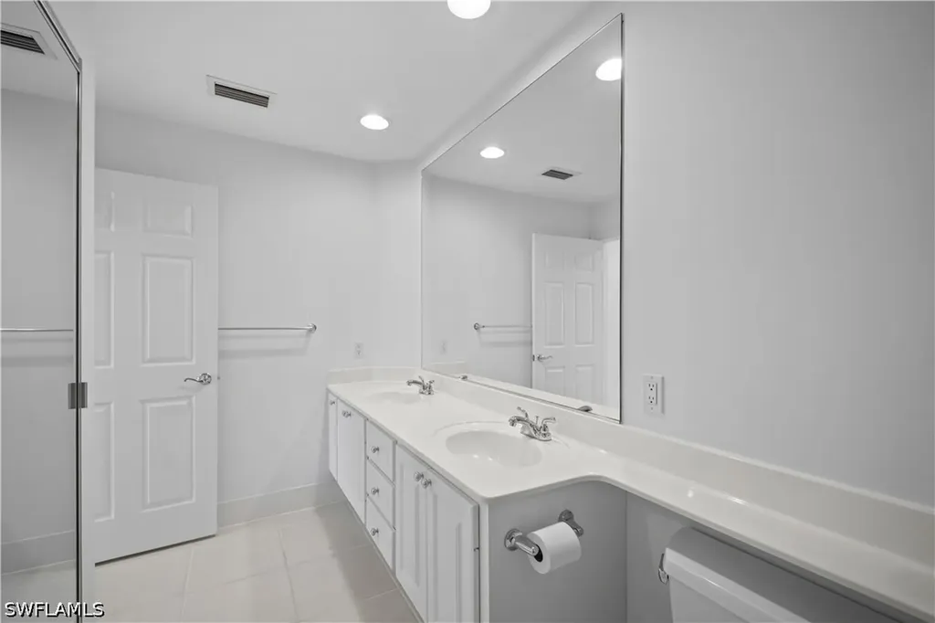 28010 Grossetto Way Bonita Springs FL 34135