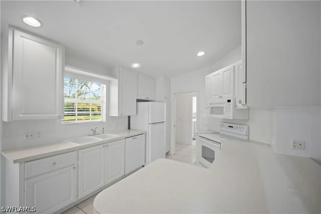 28010 Grossetto Way Bonita Springs FL 34135