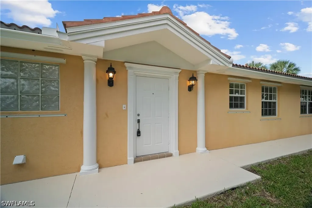 28010 Grossetto Way Bonita Springs FL 34135