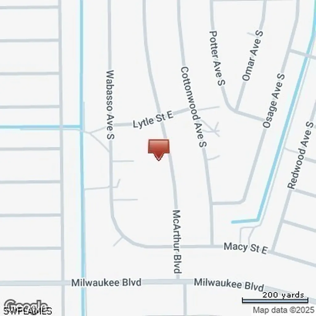 546 Mcarthur Boulevard Lehigh Acres FL 33974