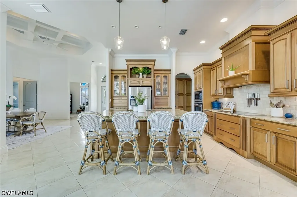 1148 Lamplighter Court Marco Island FL 34145