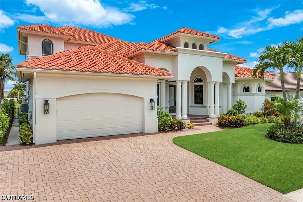1148 Lamplighter Court Marco Island FL 34145
