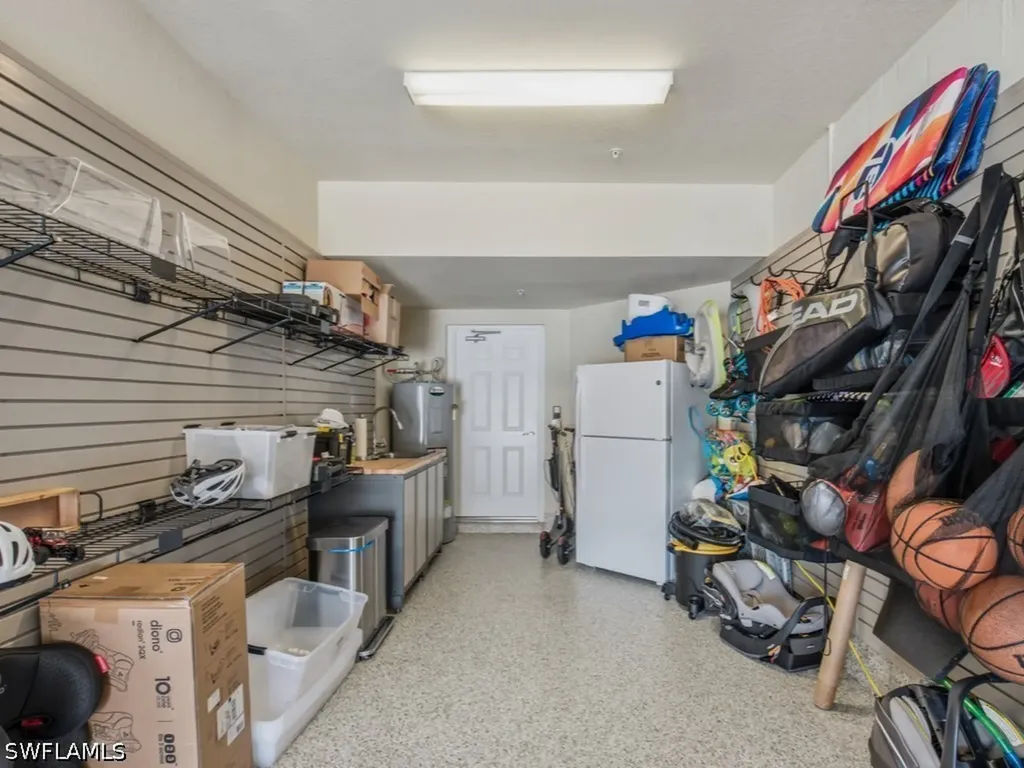 9502 Napoli Lane Naples FL 34113