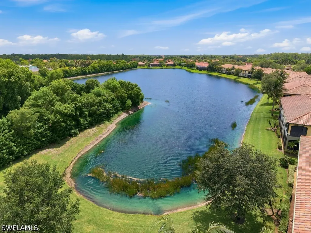 9502 Napoli Lane Naples FL 34113