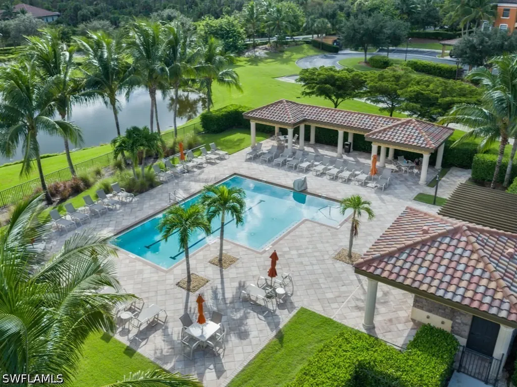 9502 Napoli Lane Naples FL 34113