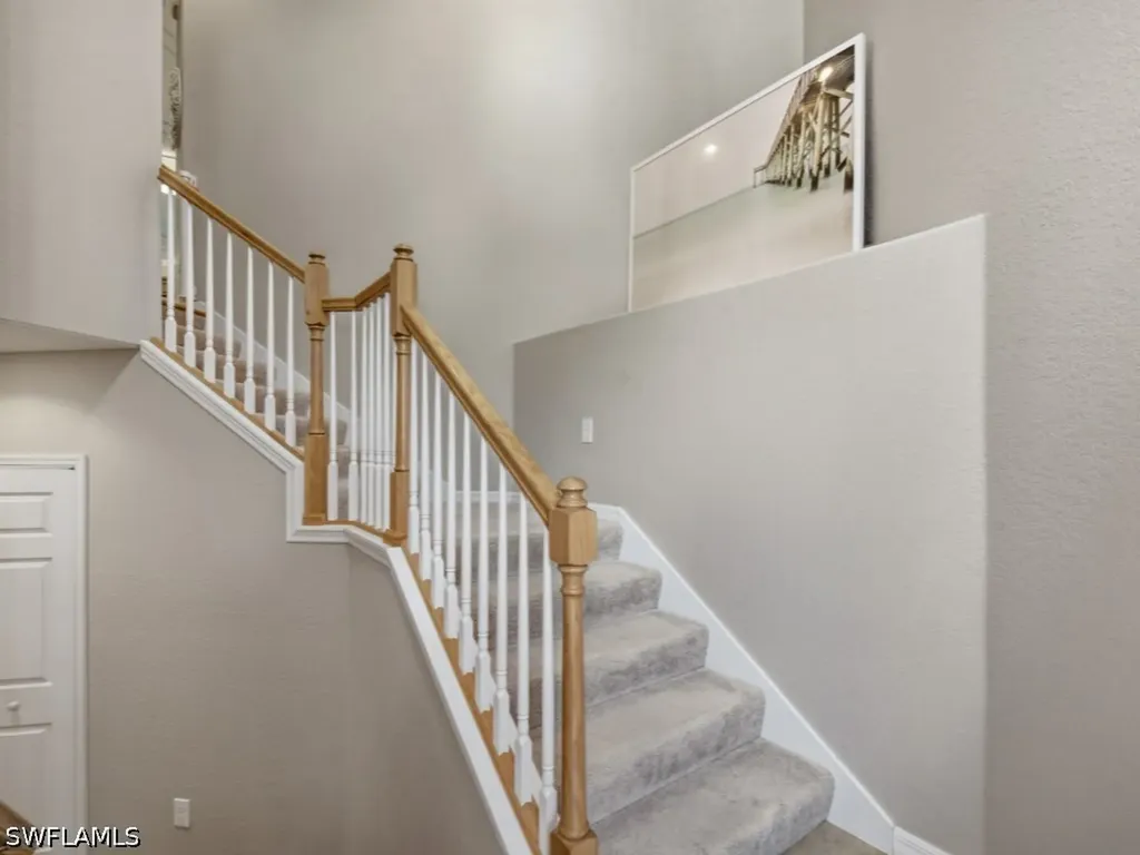 9502 Napoli Lane Naples FL 34113