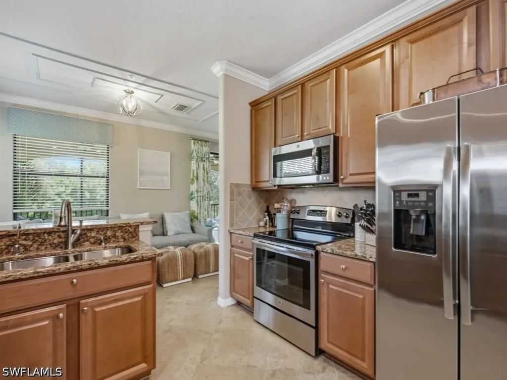 9502 Napoli Lane Naples FL 34113
