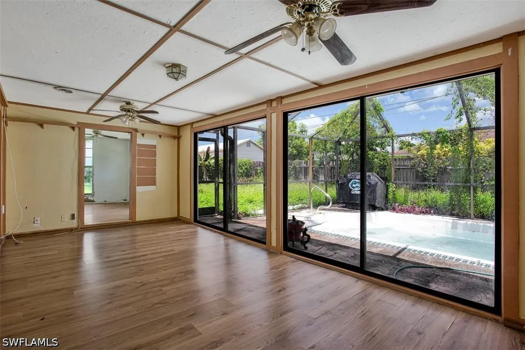 4201 32nd Avenue SW Naples FL 34116