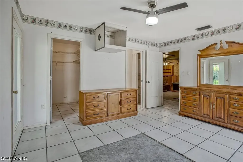 4201 32nd Avenue SW Naples FL 34116