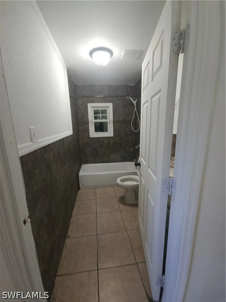 3378 Apache Street Fort Myers FL 33916