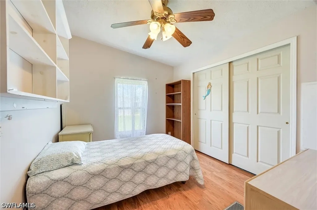 148 Seven Seas Way Naples FL 34104